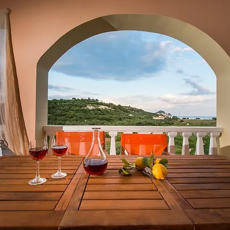 Gerovasis With Sea View 아파트